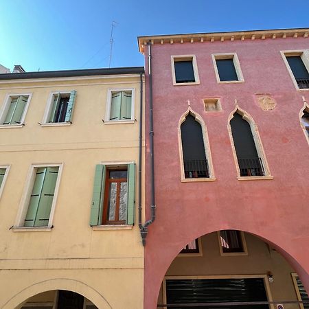 Appartamento Ai Portici Di Via Savonarola Padua Buitenkant foto